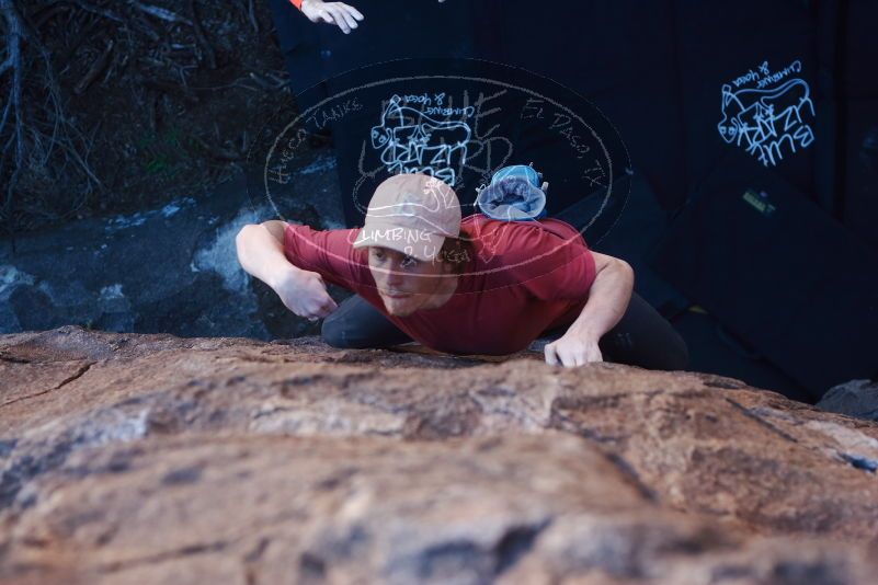 Bouldering in Hueco Tanks on 02/08/2020 with Blue Lizard Climbing and Yoga

Filename: SRM_20200208_1246100.jpg
Aperture: f/3.5
Shutter Speed: 1/250
Body: Canon EOS-1D Mark II
Lens: Canon EF 50mm f/1.8 II