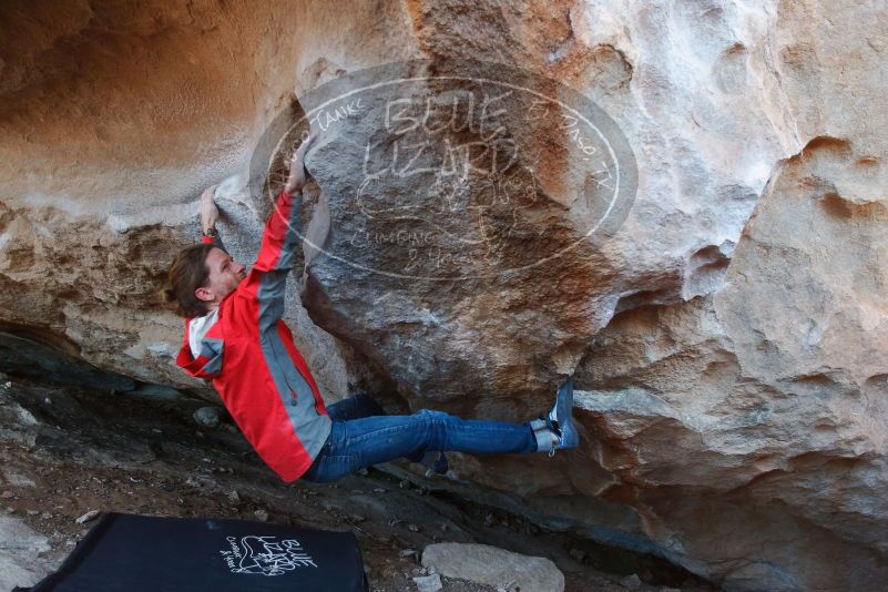 Bouldering in Hueco Tanks on 02/08/2020 with Blue Lizard Climbing and Yoga

Filename: SRM_20200208_1817560.jpg
Aperture: f/3.5
Shutter Speed: 1/250
Body: Canon EOS-1D Mark II
Lens: Canon EF 16-35mm f/2.8 L