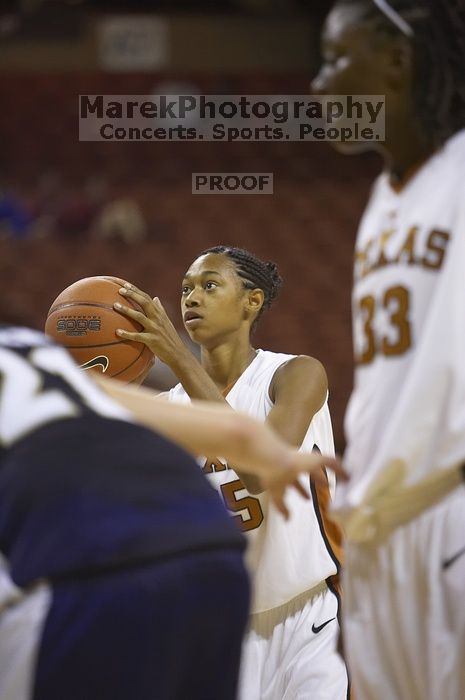 Forward Ashley Lindsey, #35.  The lady longhorns defeated the Oral Roberts University's (ORU) Golden Eagles 79-40 Saturday night.

Filename: SRM_20061125_1325382.jpg
Aperture: f/2.8
Shutter Speed: 1/400
Body: Canon EOS-1D Mark II
Lens: Canon EF 80-200mm f/2.8 L