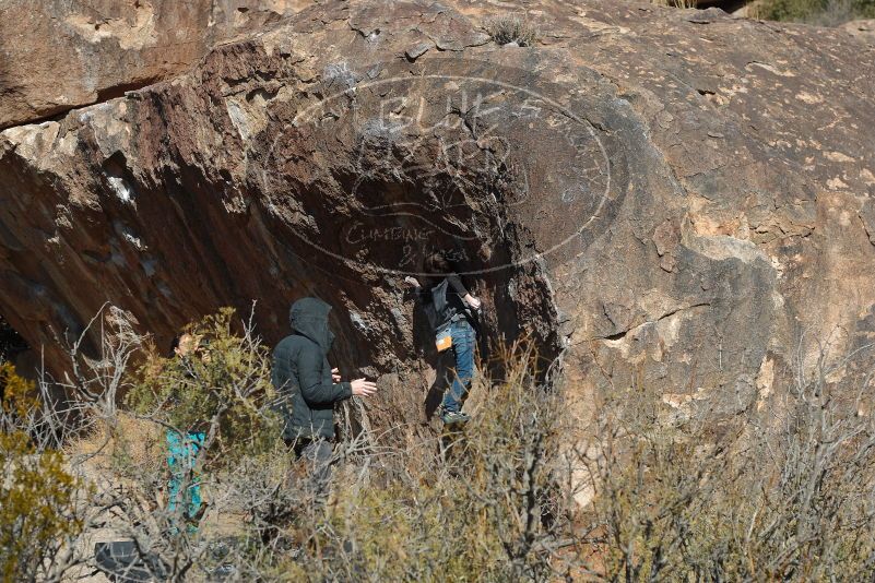 Bouldering in Hueco Tanks on 01/06/2020 with Blue Lizard Climbing and Yoga

Filename: SRM_20200106_1344280.jpg
Aperture: f/4.5
Shutter Speed: 1/500
Body: Canon EOS-1D Mark II
Lens: Canon EF 50mm f/1.8 II