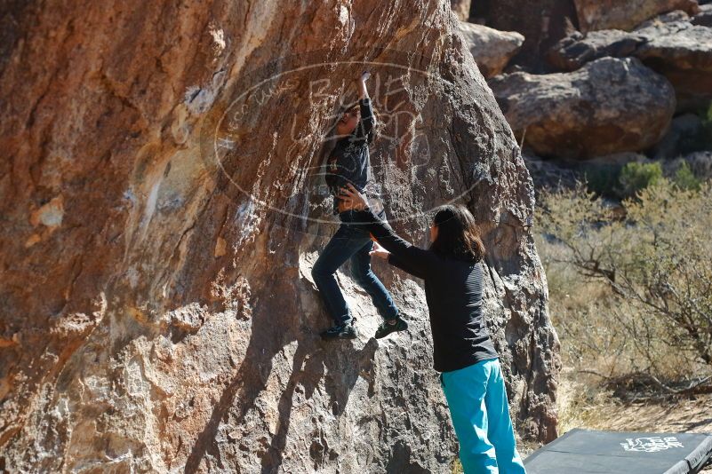 Bouldering in Hueco Tanks on 01/06/2020 with Blue Lizard Climbing and Yoga

Filename: SRM_20200106_1351330.jpg
Aperture: f/4.0
Shutter Speed: 1/400
Body: Canon EOS-1D Mark II
Lens: Canon EF 50mm f/1.8 II