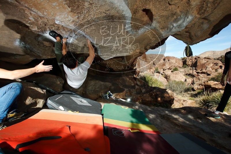 Bouldering in Hueco Tanks on 02/14/2020 with Blue Lizard Climbing and Yoga

Filename: SRM_20200214_1653030.jpg
Aperture: f/8.0
Shutter Speed: 1/250
Body: Canon EOS-1D Mark II
Lens: Canon EF 16-35mm f/2.8 L