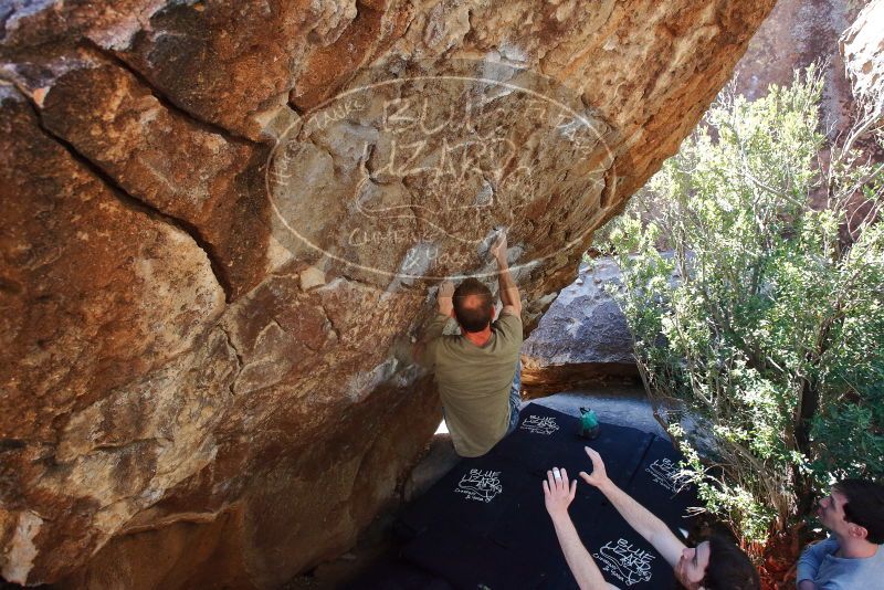 Bouldering in Hueco Tanks on 02/16/2020 with Blue Lizard Climbing and Yoga

Filename: SRM_20200216_1219380.jpg
Aperture: f/5.6
Shutter Speed: 1/250
Body: Canon EOS-1D Mark II
Lens: Canon EF 16-35mm f/2.8 L