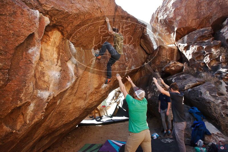 Bouldering in Hueco Tanks on 02/16/2020 with Blue Lizard Climbing and Yoga

Filename: SRM_20200216_1424420.jpg
Aperture: f/7.1
Shutter Speed: 1/250
Body: Canon EOS-1D Mark II
Lens: Canon EF 16-35mm f/2.8 L