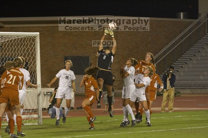 The lady longhorns beat Texas A&M 1-0 in soccer Friday night.

Filename: SRM_20061027_1951009.jpg
Aperture: f/4.0
Shutter Speed: 1/800
Body: Canon EOS 20D
Lens: Canon EF 80-200mm f/2.8 L