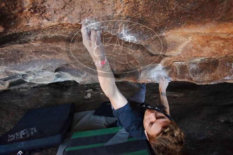 Bouldering in Hueco Tanks on 02/16/2020 with Blue Lizard Climbing and Yoga

Filename: SRM_20200216_1610210.jpg
Aperture: f/4.0
Shutter Speed: 1/250
Body: Canon EOS-1D Mark II
Lens: Canon EF 16-35mm f/2.8 L