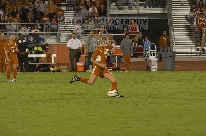 The lady longhorns beat Texas A&M 1-0 in soccer Friday night.

Filename: SRM_20061027_2023384.jpg
Aperture: f/4.0
Shutter Speed: 1/800
Body: Canon EOS 20D
Lens: Canon EF 80-200mm f/2.8 L