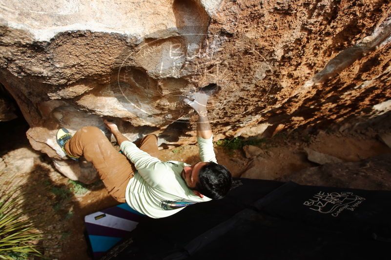 Bouldering in Hueco Tanks on 02/17/2020 with Blue Lizard Climbing and Yoga

Filename: SRM_20200217_1626070.jpg
Aperture: f/4.5
Shutter Speed: 1/500
Body: Canon EOS-1D Mark II
Lens: Canon EF 16-35mm f/2.8 L