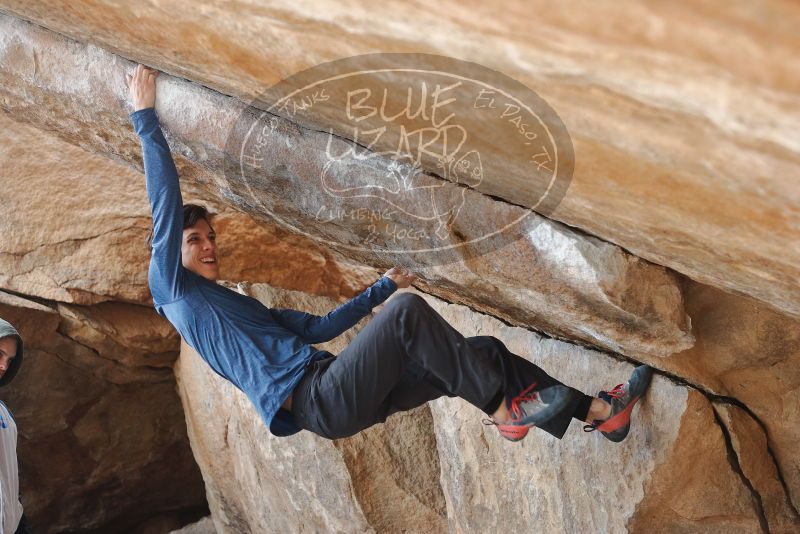 Bouldering in Hueco Tanks on 02/21/2020 with Blue Lizard Climbing and Yoga

Filename: SRM_20200221_1242170.jpg
Aperture: f/3.5
Shutter Speed: 1/320
Body: Canon EOS-1D Mark II
Lens: Canon EF 50mm f/1.8 II