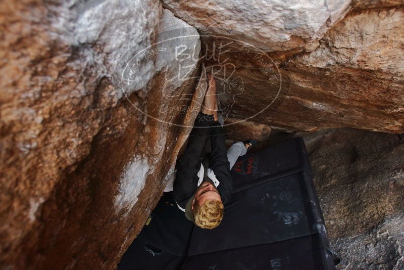 Bouldering in Hueco Tanks on 02/21/2020 with Blue Lizard Climbing and Yoga

Filename: SRM_20200221_1608400.jpg
Aperture: f/5.0
Shutter Speed: 1/250
Body: Canon EOS-1D Mark II
Lens: Canon EF 16-35mm f/2.8 L