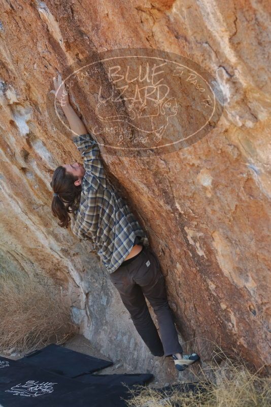 Bouldering in Hueco Tanks on 02/25/2020 with Blue Lizard Climbing and Yoga

Filename: SRM_20200225_1255190.jpg
Aperture: f/4.0
Shutter Speed: 1/320
Body: Canon EOS-1D Mark II
Lens: Canon EF 50mm f/1.8 II