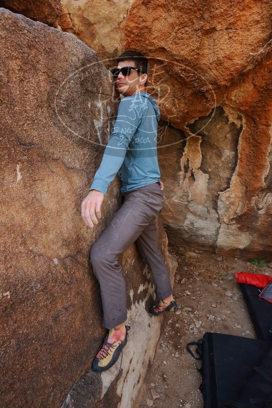 Bouldering in Hueco Tanks on 02/28/2020 with Blue Lizard Climbing and Yoga

Filename: SRM_20200228_1228330.jpg
Aperture: f/5.6
Shutter Speed: 1/250
Body: Canon EOS-1D Mark II
Lens: Canon EF 16-35mm f/2.8 L