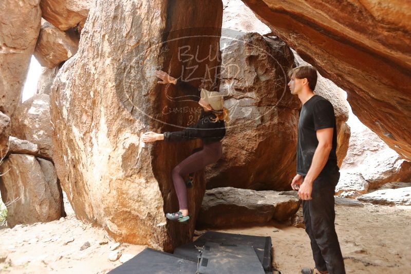 Bouldering in Hueco Tanks on 02/28/2020 with Blue Lizard Climbing and Yoga

Filename: SRM_20200228_1550220.jpg
Aperture: f/4.5
Shutter Speed: 1/250
Body: Canon EOS-1D Mark II
Lens: Canon EF 16-35mm f/2.8 L