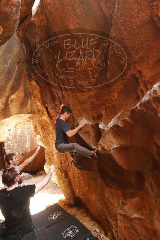 Bouldering in Hueco Tanks on 02/29/2020 with Blue Lizard Climbing and Yoga

Filename: SRM_20200229_1415090.jpg
Aperture: f/4.5
Shutter Speed: 1/250
Body: Canon EOS-1D Mark II
Lens: Canon EF 16-35mm f/2.8 L