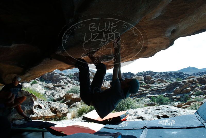 Bouldering in Hueco Tanks on 03/07/2020 with Blue Lizard Climbing and Yoga

Filename: SRM_20200307_1232010.jpg
Aperture: f/5.6
Shutter Speed: 1/250
Body: Canon EOS-1D Mark II
Lens: Canon EF 16-35mm f/2.8 L