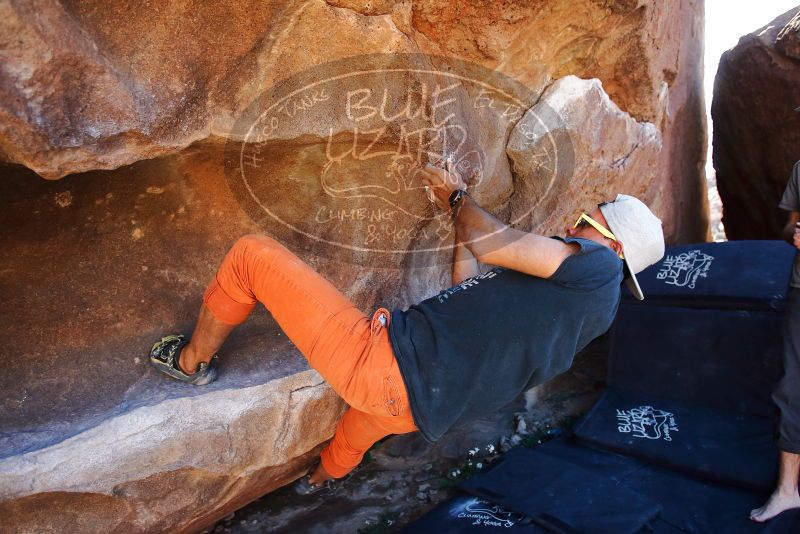 Bouldering in Hueco Tanks on 03/07/2020 with Blue Lizard Climbing and Yoga

Filename: SRM_20200307_1514490.jpg
Aperture: f/3.5
Shutter Speed: 1/800
Body: Canon EOS-1D Mark II
Lens: Canon EF 16-35mm f/2.8 L