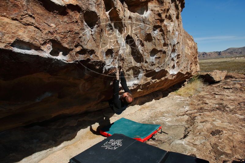 Bouldering in Hueco Tanks on 03/06/2020 with Blue Lizard Climbing and Yoga

Filename: SRM_20200306_1118530.jpg
Aperture: f/7.1
Shutter Speed: 1/400
Body: Canon EOS-1D Mark II
Lens: Canon EF 16-35mm f/2.8 L