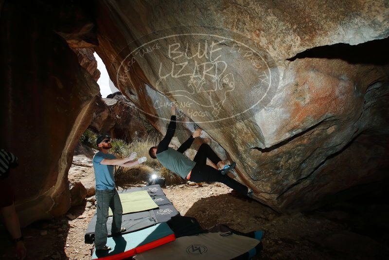 Bouldering in Hueco Tanks on 03/06/2020 with Blue Lizard Climbing and Yoga

Filename: SRM_20200306_1241170.jpg
Aperture: f/8.0
Shutter Speed: 1/250
Body: Canon EOS-1D Mark II
Lens: Canon EF 16-35mm f/2.8 L