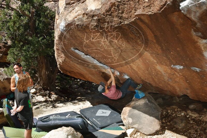 Bouldering in Hueco Tanks on 03/16/2020 with Blue Lizard Climbing and Yoga

Filename: SRM_20200316_1243040.jpg
Aperture: f/8.0
Shutter Speed: 1/250
Body: Canon EOS-1D Mark II
Lens: Canon EF 16-35mm f/2.8 L