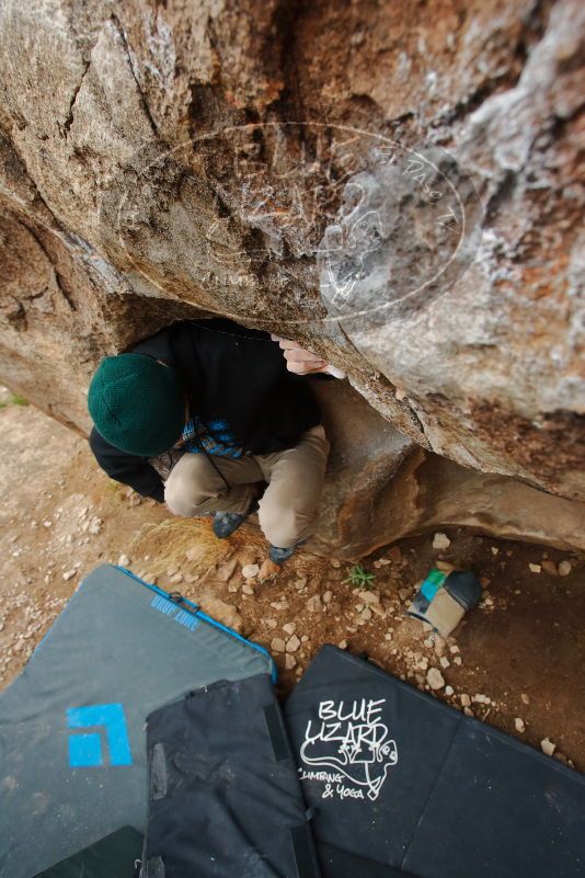 Bouldering in Hueco Tanks on 03/15/2020 with Blue Lizard Climbing and Yoga

Filename: SRM_20200315_1004460.jpg
Aperture: f/5.0
Shutter Speed: 1/500
Body: Canon EOS-1D Mark II
Lens: Canon EF 16-35mm f/2.8 L