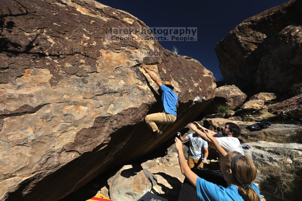 

Filename: SRM_20211212_1120010.jpg
Aperture: f/5.6
Shutter Speed: 1/1000
Body: Canon EOS R6
Lens: Canon EF 16-35mm f/2.8 L