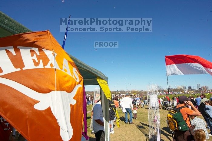 79th annual Zilker Park Kite Festival, Sunday, March 4, 2007.

Filename: SRM_20070304_1521329.jpg
Aperture: f/11.0
Shutter Speed: 1/250
Body: Canon EOS-1D Mark II
Lens: Sigma 15-30mm f/3.5-4.5 EX Aspherical DG DF