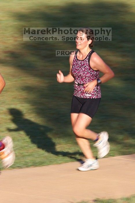 Beth Marek (bib #81) of Austin placed 4 in her age group (F 30-34) with an overall time of 01:46:51 at The Howdy Du duathlon in Berry Springs Park, Georgetown, Sunday July 6, 2008.

Filename: SRM_20080706_0742101.jpg
Aperture: f/11.0
Shutter Speed: 1/60
Body: Canon EOS 20D
Lens: Canon EF 300mm f/2.8 L IS