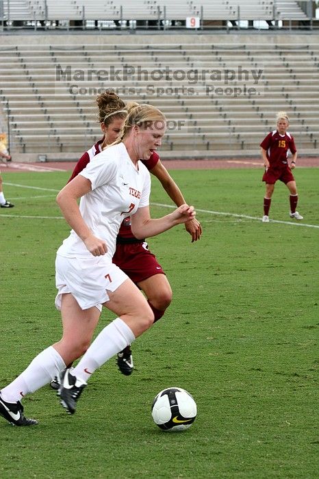 UT freshman Courtney Goodson (#7, Forward and Midfielder) in the second half.  The University of Texas women's soccer team won 2-1 against the Iowa State Cyclones Sunday afternoon, October 5, 2008.

Filename: SRM_20081005_13165877.jpg
Aperture: f/5.6
Shutter Speed: 1/800
Body: Canon EOS 20D
Lens: Canon EF 80-200mm f/2.8 L