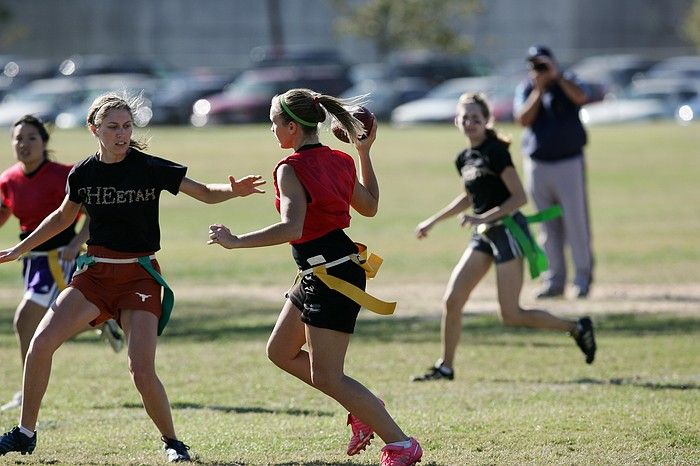 The Cheetahs (chemical engineering team) lost in the Fall 2008 UT flag football intramural championship game on November 9, 2008.

Filename: SRM_20081109_15345691.jpg
Aperture: f/4.0
Shutter Speed: 1/3200
Body: Canon EOS-1D Mark II
Lens: Canon EF 300mm f/2.8 L IS