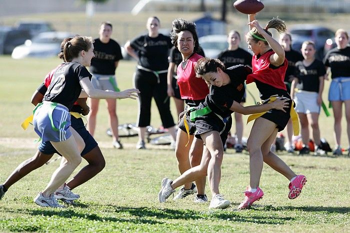 The Cheetahs (chemical engineering team) lost in the Fall 2008 UT flag football intramural championship game on November 9, 2008.

Filename: SRM_20081109_15365805.jpg
Aperture: f/4.0
Shutter Speed: 1/1600
Body: Canon EOS-1D Mark II
Lens: Canon EF 300mm f/2.8 L IS