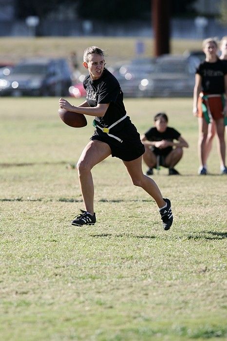 The Cheetahs (chemical engineering team) lost in the Fall 2008 UT flag football intramural championship game on November 9, 2008.

Filename: SRM_20081109_15535032.jpg
Aperture: f/4.0
Shutter Speed: 1/2000
Body: Canon EOS-1D Mark II
Lens: Canon EF 300mm f/2.8 L IS