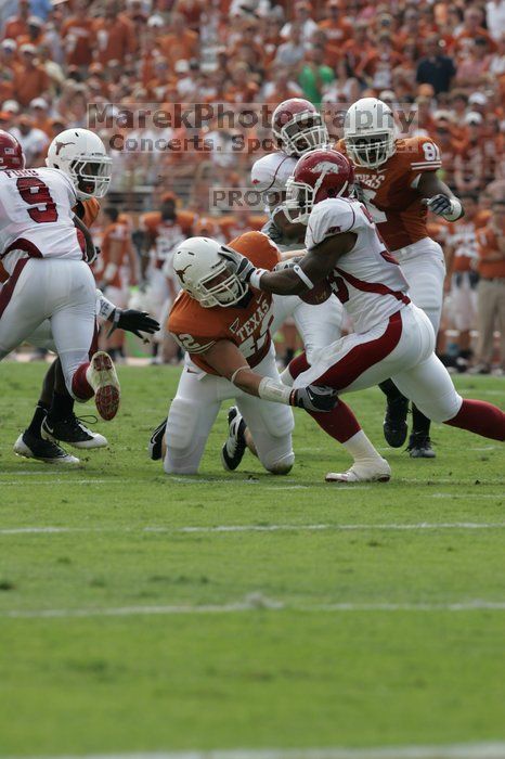 The University of Texas football team defeated the Arkansas Razorbacks with a score of 52-10 in Austin, TX on Saturday, September 27, 2008.

Filename: SRM_20080927_15191470.jpg
Aperture: f/6.3
Shutter Speed: 1/640
Body: Canon EOS-1D Mark II
Lens: Canon EF 300mm f/2.8 L IS