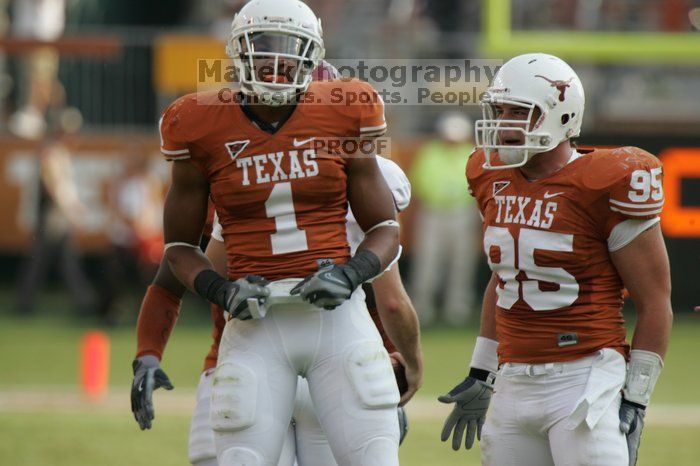 The University of Texas football team defeated the Arkansas Razorbacks with a score of 52-10 in Austin, TX on Saturday, September 27, 2008.

Filename: SRM_20080927_17034605.jpg
Aperture: f/5.6
Shutter Speed: 1/1000
Body: Canon EOS-1D Mark II
Lens: Canon EF 300mm f/2.8 L IS