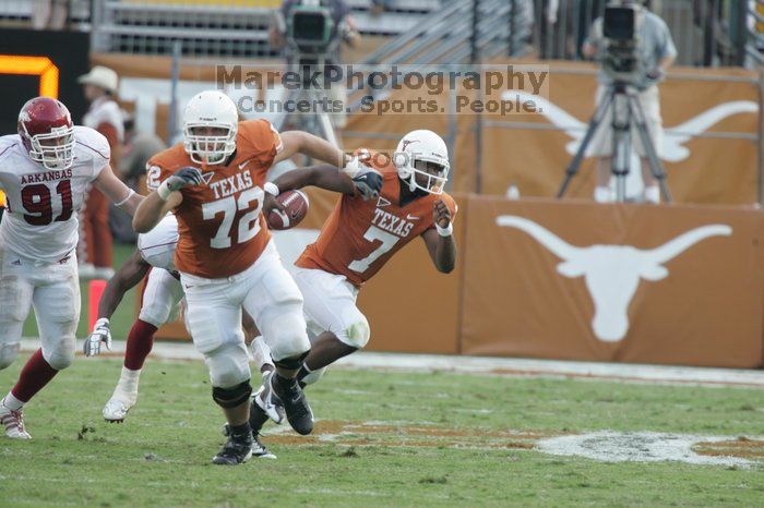 The University of Texas football team defeated the Arkansas Razorbacks with a score of 52-10 in Austin, TX on Saturday, September 27, 2008.

Filename: SRM_20080927_17295896.jpg
Aperture: f/5.6
Shutter Speed: 1/500
Body: Canon EOS-1D Mark II
Lens: Canon EF 300mm f/2.8 L IS