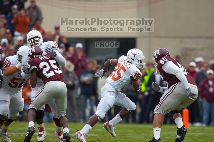 The University of Texas, Austin played Texas A&M in football at Kyle Field, College Station, on November 23, 2007.  UT lost to the Aggies, 30 to 38.

Filename: SRM_20071123_1602149.jpg
Aperture: f/5.6
Shutter Speed: 1/800
Body: Canon EOS-1D Mark II
Lens: Canon EF 300mm f/2.8 L IS