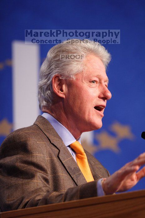 Former President Bill Clinton speaking at the CGIU meeting.  Day one of the 2nd Annual Clinton Global Initiative University (CGIU) meeting was held at The University of Texas at Austin, Friday, February 13, 2009.

Filename: SRM_20090213_16142205.jpg
Aperture: f/2.8
Shutter Speed: 1/200
Body: Canon EOS 20D
Lens: Canon EF 300mm f/2.8 L IS