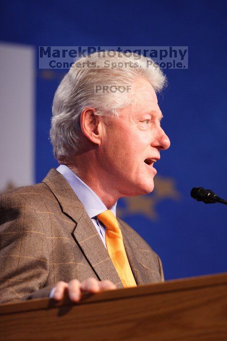 Former President Bill Clinton speaking at the CGIU meeting.  Day one of the 2nd Annual Clinton Global Initiative University (CGIU) meeting was held at The University of Texas at Austin, Friday, February 13, 2009.

Filename: SRM_20090213_16142809.jpg
Aperture: f/2.8
Shutter Speed: 1/125
Body: Canon EOS 20D
Lens: Canon EF 300mm f/2.8 L IS