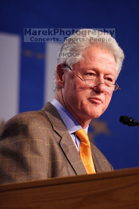 Former President Bill Clinton speaking at the CGIU meeting.  Day one of the 2nd Annual Clinton Global Initiative University (CGIU) meeting was held at The University of Texas at Austin, Friday, February 13, 2009.

Filename: SRM_20090213_16173631.jpg
Aperture: f/2.8
Shutter Speed: 1/160
Body: Canon EOS 20D
Lens: Canon EF 300mm f/2.8 L IS