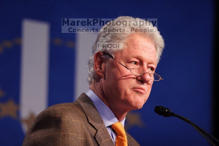 Former President Bill Clinton speaking at the CGIU meeting.  Day one of the 2nd Annual Clinton Global Initiative University (CGIU) meeting was held at The University of Texas at Austin, Friday, February 13, 2009.

Filename: SRM_20090213_16181738.jpg
Aperture: f/2.8
Shutter Speed: 1/200
Body: Canon EOS 20D
Lens: Canon EF 300mm f/2.8 L IS