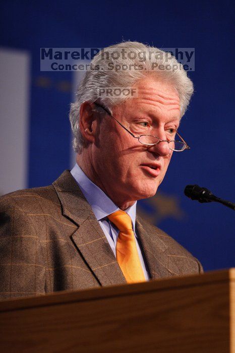 Former President Bill Clinton speaking at the CGIU meeting.  Day one of the 2nd Annual Clinton Global Initiative University (CGIU) meeting was held at The University of Texas at Austin, Friday, February 13, 2009.

Filename: SRM_20090213_16185746.jpg
Aperture: f/2.8
Shutter Speed: 1/250
Body: Canon EOS 20D
Lens: Canon EF 300mm f/2.8 L IS