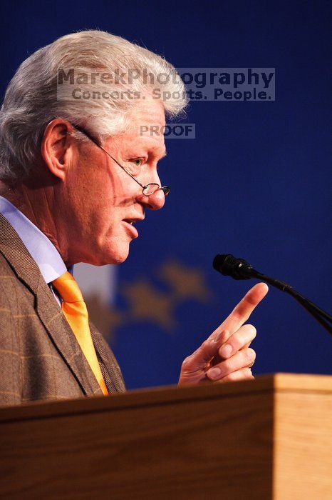 Former President Bill Clinton speaking at the CGIU meeting.  Day one of the 2nd Annual Clinton Global Initiative University (CGIU) meeting was held at The University of Texas at Austin, Friday, February 13, 2009.

Filename: SRM_20090213_16192260.jpg
Aperture: f/2.8
Shutter Speed: 1/250
Body: Canon EOS 20D
Lens: Canon EF 300mm f/2.8 L IS