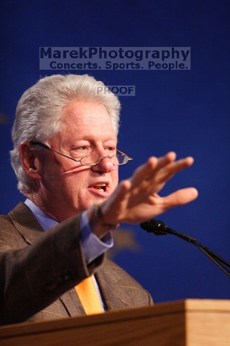 Former President Bill Clinton speaking at the CGIU meeting.  Day one of the 2nd Annual Clinton Global Initiative University (CGIU) meeting was held at The University of Texas at Austin, Friday, February 13, 2009.

Filename: SRM_20090213_16202556.jpg
Aperture: f/2.8
Shutter Speed: 1/200
Body: Canon EOS 20D
Lens: Canon EF 300mm f/2.8 L IS