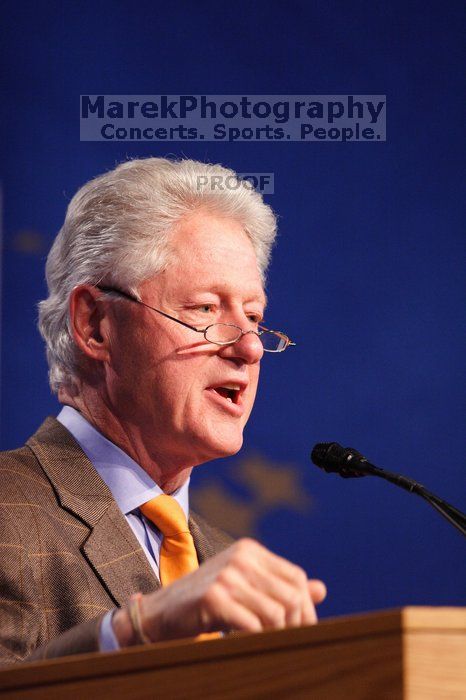 Former President Bill Clinton speaking at the CGIU meeting.  Day one of the 2nd Annual Clinton Global Initiative University (CGIU) meeting was held at The University of Texas at Austin, Friday, February 13, 2009.

Filename: SRM_20090213_16202658.jpg
Aperture: f/2.8
Shutter Speed: 1/200
Body: Canon EOS 20D
Lens: Canon EF 300mm f/2.8 L IS