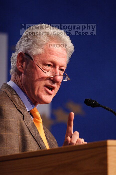 Former President Bill Clinton speaking at the CGIU meeting.  Day one of the 2nd Annual Clinton Global Initiative University (CGIU) meeting was held at The University of Texas at Austin, Friday, February 13, 2009.

Filename: SRM_20090213_16204562.jpg
Aperture: f/2.8
Shutter Speed: 1/250
Body: Canon EOS 20D
Lens: Canon EF 300mm f/2.8 L IS