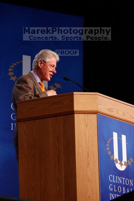 Former President Bill Clinton speaking at the CGIU meeting.  Day one of the 2nd Annual Clinton Global Initiative University (CGIU) meeting was held at The University of Texas at Austin, Friday, February 13, 2009.

Filename: SRM_20090213_16225961.jpg
Aperture: f/4.0
Shutter Speed: 1/100
Body: Canon EOS-1D Mark II
Lens: Canon EF 80-200mm f/2.8 L