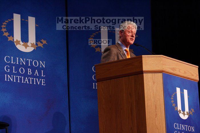 Former President Bill Clinton speaking at the CGIU meeting.  Day one of the 2nd Annual Clinton Global Initiative University (CGIU) meeting was held at The University of Texas at Austin, Friday, February 13, 2009.

Filename: SRM_20090213_16254789.jpg
Aperture: f/4.0
Shutter Speed: 1/160
Body: Canon EOS-1D Mark II
Lens: Canon EF 80-200mm f/2.8 L