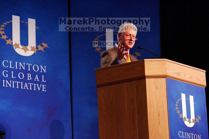 Former President Bill Clinton speaking at the CGIU meeting.  Day one of the 2nd Annual Clinton Global Initiative University (CGIU) meeting was held at The University of Texas at Austin, Friday, February 13, 2009.

Filename: SRM_20090213_16271518.jpg
Aperture: f/4.0
Shutter Speed: 1/160
Body: Canon EOS-1D Mark II
Lens: Canon EF 80-200mm f/2.8 L