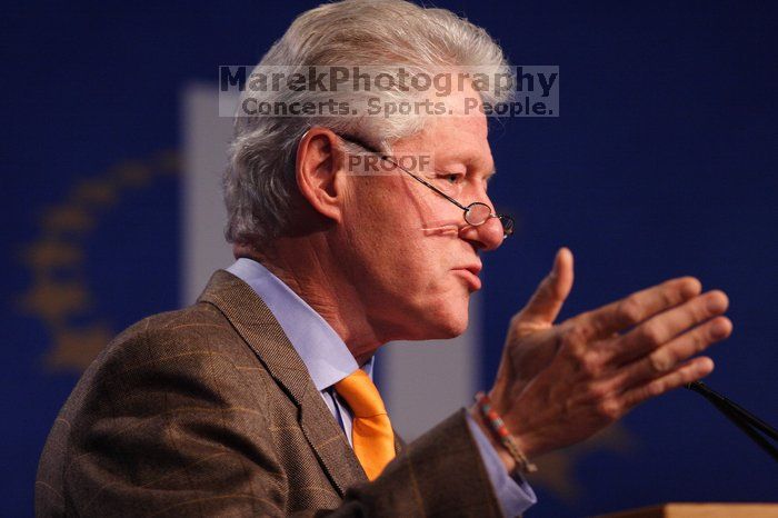 Former President Bill Clinton speaking at the CGIU meeting.  Day one of the 2nd Annual Clinton Global Initiative University (CGIU) meeting was held at The University of Texas at Austin, Friday, February 13, 2009.

Filename: SRM_20090213_16273198.jpg
Aperture: f/2.8
Shutter Speed: 1/320
Body: Canon EOS 20D
Lens: Canon EF 300mm f/2.8 L IS