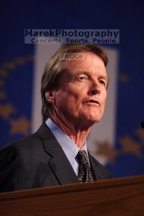 UT President William Powers Jr. speaks at the opening plenary session of the CGIU meeting.  Day one of the 2nd Annual Clinton Global Initiative University (CGIU) meeting was held at The University of Texas at Austin, Friday, February 13, 2009.

Filename: SRM_20090213_16302923.jpg
Aperture: f/2.8
Shutter Speed: 1/320
Body: Canon EOS 20D
Lens: Canon EF 300mm f/2.8 L IS