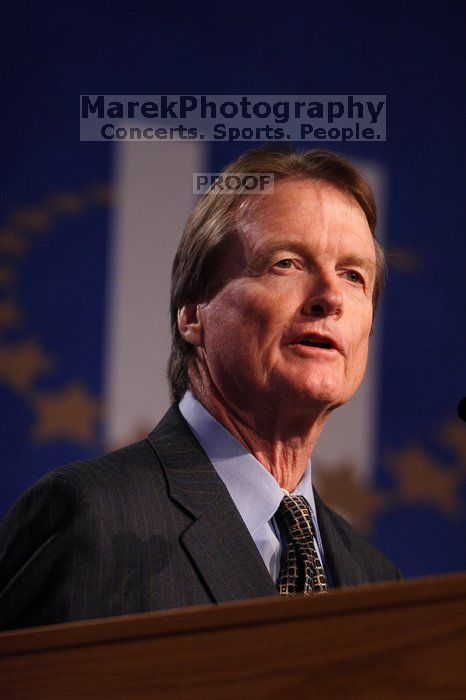 UT President William Powers Jr. speaks at the opening plenary session of the CGIU meeting.  Day one of the 2nd Annual Clinton Global Initiative University (CGIU) meeting was held at The University of Texas at Austin, Friday, February 13, 2009.

Filename: SRM_20090213_16302924.jpg
Aperture: f/2.8
Shutter Speed: 1/320
Body: Canon EOS 20D
Lens: Canon EF 300mm f/2.8 L IS